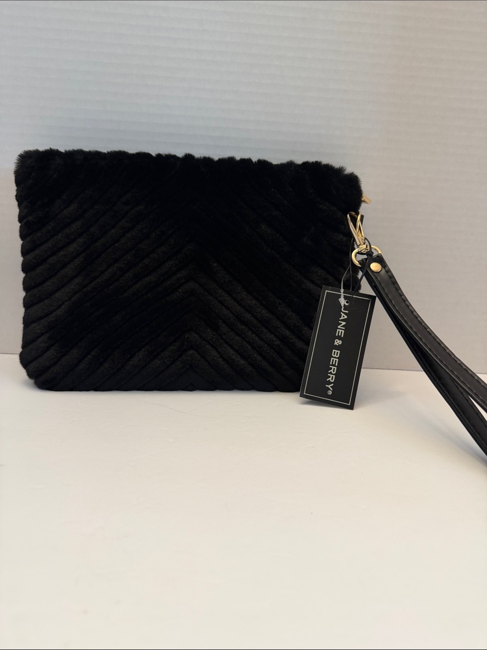 Jane & Berry Faux-Fur Chevron Wristlet Clutch